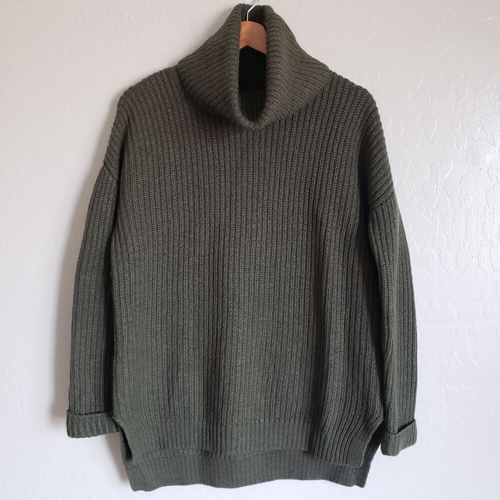 Alice + Olivia Olive Green Ribbed Turtleneck Sweater